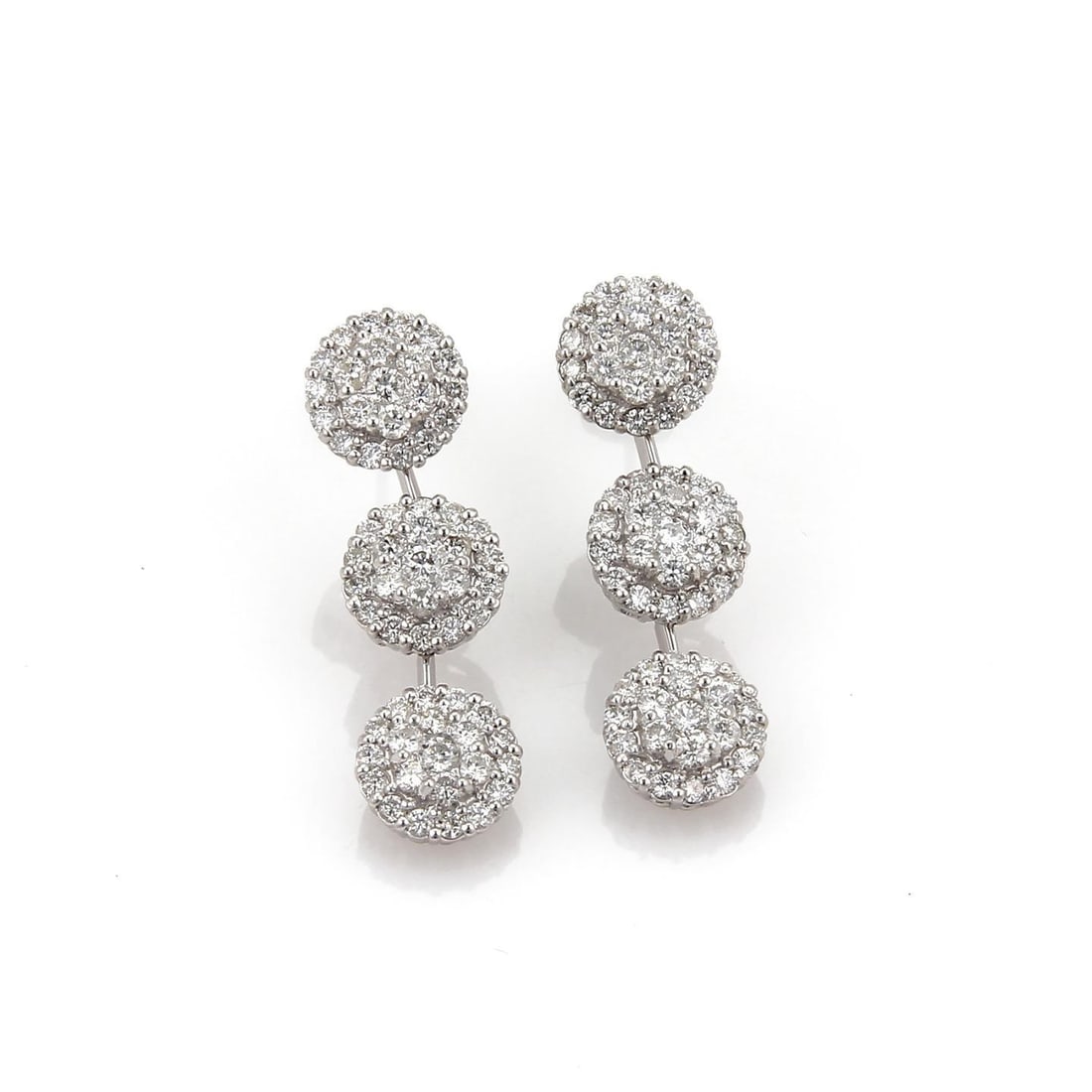 3 Carat Diamond Long Dangle Earrings 18k White Gold Rosette Design: 3 Carat Diamond Long Dangle Earrings 18k White Gold Rosette Design Elevate your elegance with these stunning long dangle earrings, meticulously crafted from 18k white gold featuring a polished finish.