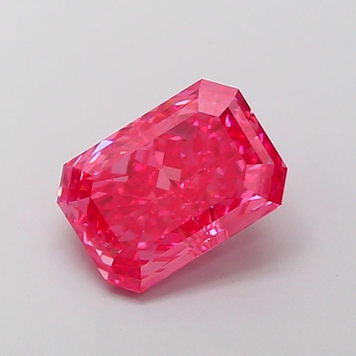 Loose Diamond - RADIANT 2.71ct Fancy Vivid Pink VVS2: Loose Diamond - RADIANT 2.71ct Fancy Vivid Pink VVS2 Source: This is a real non-mined Diamond that has been grown in a lab Shape: RADIANT Carats: 2.71 Color: Fancy Vivid Pink Certification: IGI Video: