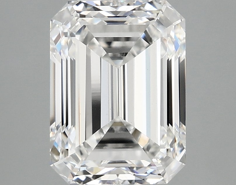 Loose Diamond - EMERALD 3.04ct E VVS2: Loose Diamond - EMERALD 3.04ct E VVS2 Source: This is a real non-mined Diamond that has been grown in a lab Shape: EMERALD Carats: 3.04 Color: E Clarity: VVS2 Certification: IGI Condition: Pre-Owned P
