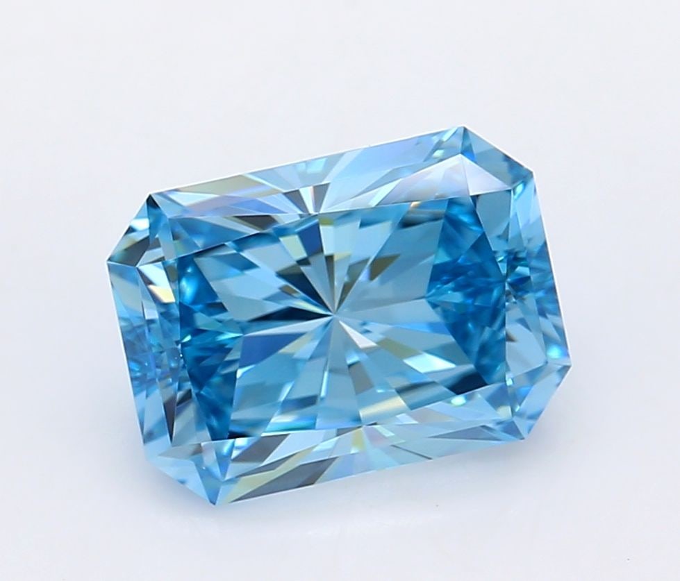 Loose Diamond - RADIANT 2.5ct Fancy Vivid Blue VVS1: Loose Diamond - RADIANT 2.5ct Fancy Vivid Blue VVS1 Source: This is a real non-mined Diamond that has been grown in a lab Shape: RADIANT Carats: 2.5 Color: Fancy Vivid Blue Certification: IGI Video: