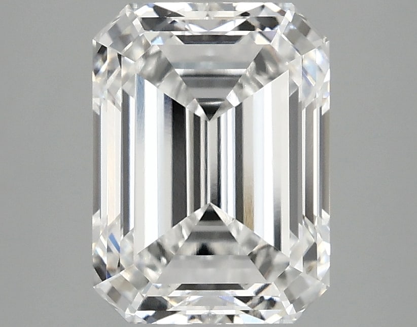Loose Diamond - EMERALD 3.07ct E VVS2: Loose Diamond - EMERALD 3.07ct E VVS2 Source: This is a real non-mined Diamond that has been grown in a lab Shape: EMERALD Carats: 3.07 Color: E Clarity: VVS2 Certification: IGI Condition: Pre-Owned P