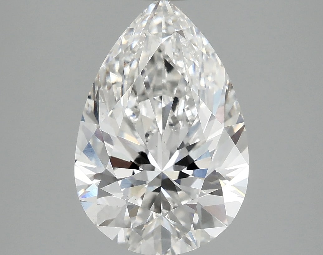 Loose Diamond - PEAR 3.08ct E VS1: Loose Diamond - PEAR 3.08ct E VS1 Source: This is a real non-mined Diamond that has been grown in a lab Shape: PEAR Carats: 3.08 Color: E Clarity: VS1 Certification: IGI Condition: Pre-Owned PLEASE