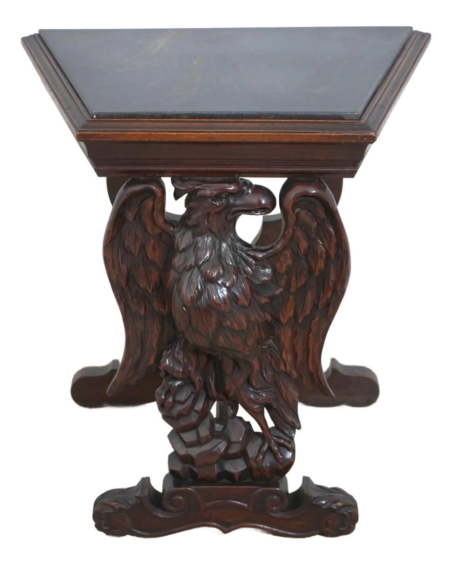 1930s American Eagle Carved Walnut Marble Top Table: 1930s American Eagle Carved Walnut Marble Top Table This exquisite occasional table features a stunning carved walnut design with a full winged eagle motif on the front, showcasing fine carved details