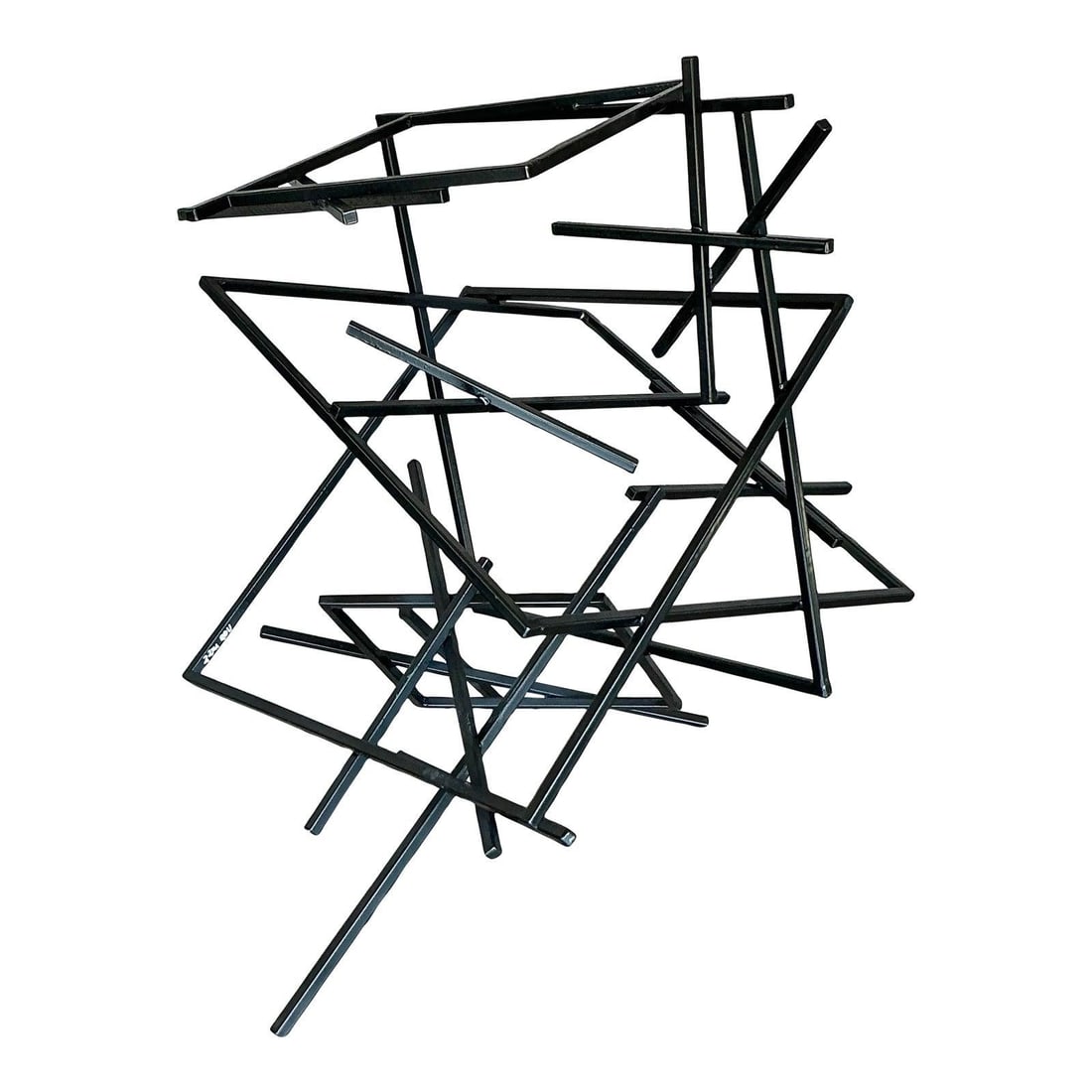 Vintage Boho Geometric Metal Sculpture 17.5x14x17 Modernist Art: Vintage Boho Geometric Metal Sculpture 17.5x14x17 Modernist Art This vintage geometric abstract sculpture is a striking and sculptural piece that infuses modern artistic flair with a bold boho twist. 