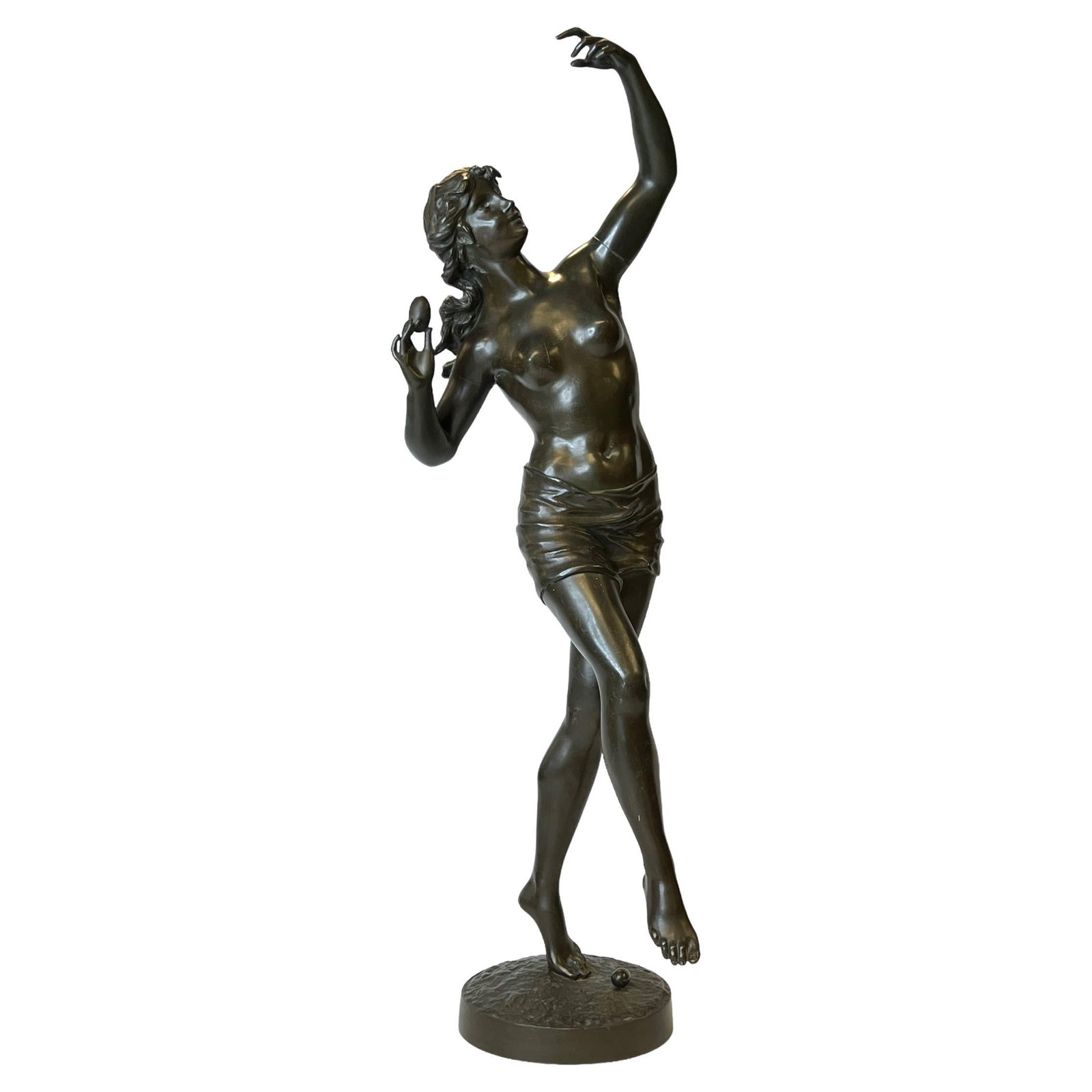 French Neoclassical Revival Bronze Aphrodite Sculpture 31.5 in: French Neoclassical Revival Bronze Aphrodite Sculpture 31.5 in This finely sculpted and cast antique bronze figure represents Aphrodite, the Greek goddess of love. Crafted in the Neoclassical Revival 