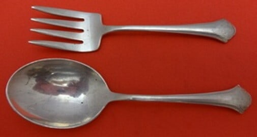 Towle Chippendale Sterling Silver Baby Set Spoon Fork 2-Piece: Towle Chippendale Sterling Silver Baby Set Spoon Fork 2-Piece This exquisite 2-piece baby set includes a spoon and fork, crafted in the elegant Chippendale pattern by Towle. Each piece measures 4 3/8 