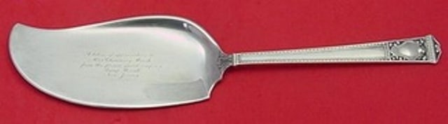 Tiffany & Co San Lorenzo Sterling Silver Fish Server 11.5 in Inscribed: Tiffany & Co San Lorenzo Sterling Silver Fish Server 11.5 in Inscribed Presenting the San Lorenzo fish server by Tiffany & Co., a stunning piece crafted from sterling silver. This elegant serving uten