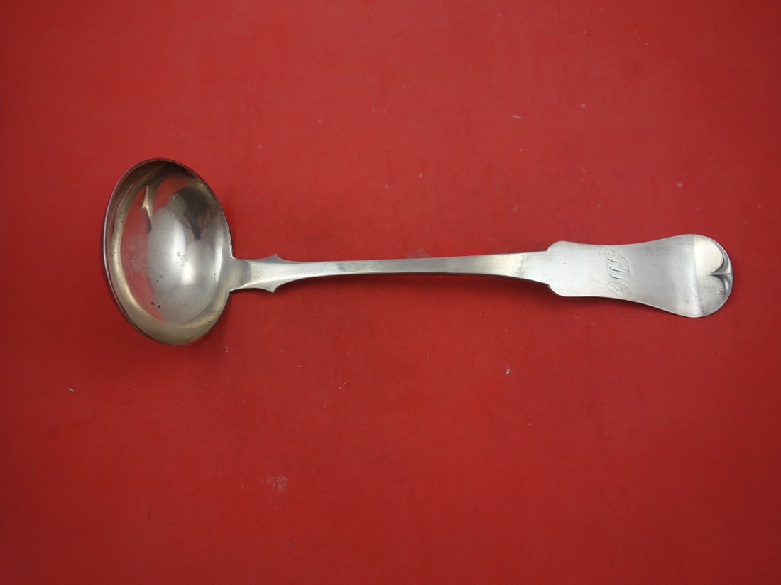 E & D Kinsey Tipt Coin Silver Soup Ladle 1844-1861 13 5/8 Inch: E & D Kinsey Tipt Coin Silver Soup Ladle 1844-1861 13 5/8 Inch Discover this exquisite Tipt pattern soup ladle crafted by E & D Kinsey, dating back to the period of 1844-1861. Made from coin silver, t