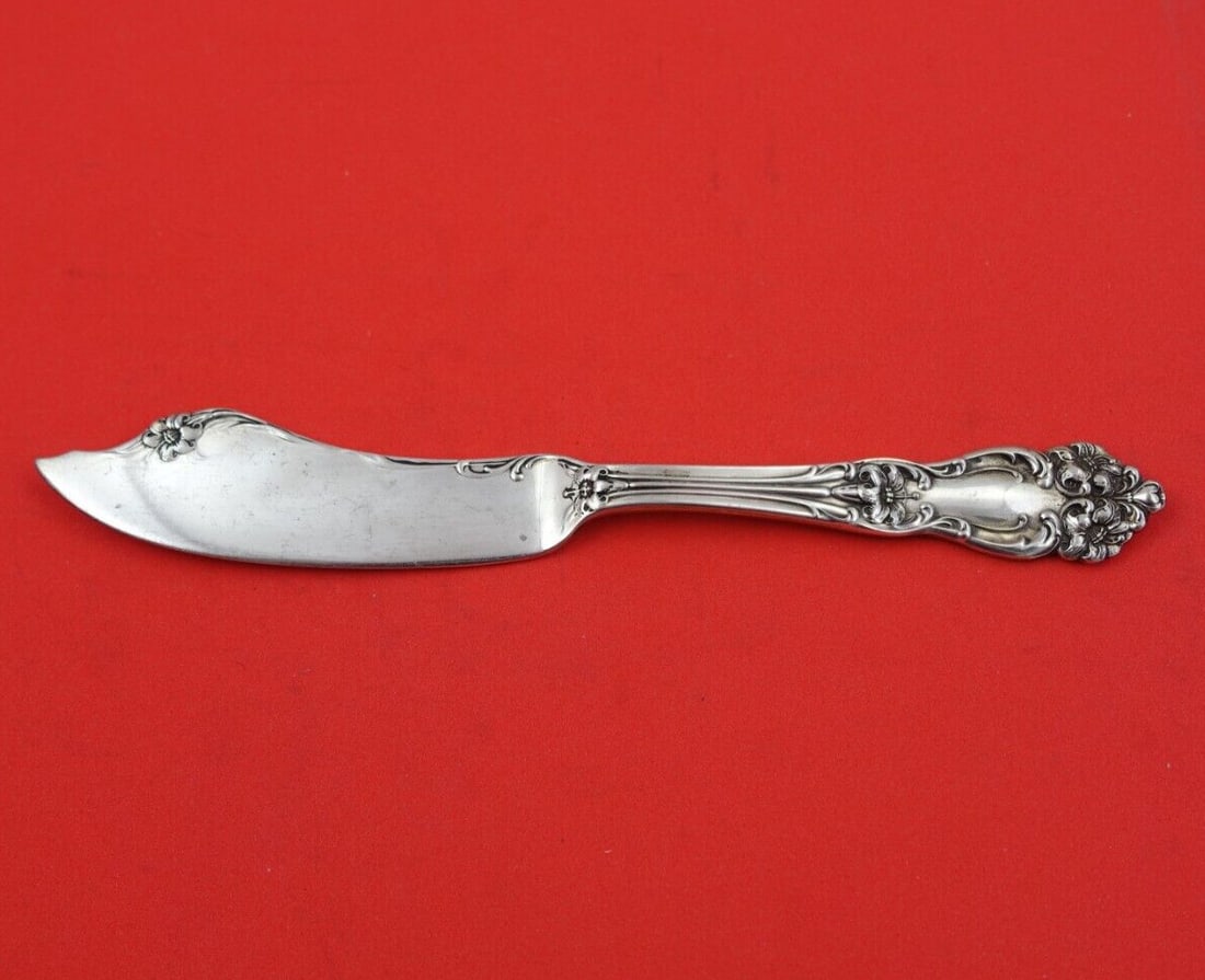Reed and Barton Amaryllis Sterling Silver 7 inch Master Butter Knife (1 of 3)