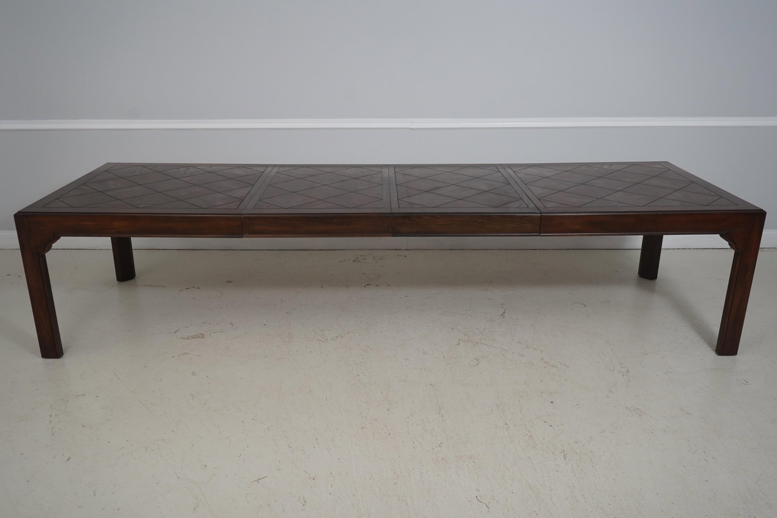 Traditional Solid Oak Dining Table with Two Extension Leaves - 10