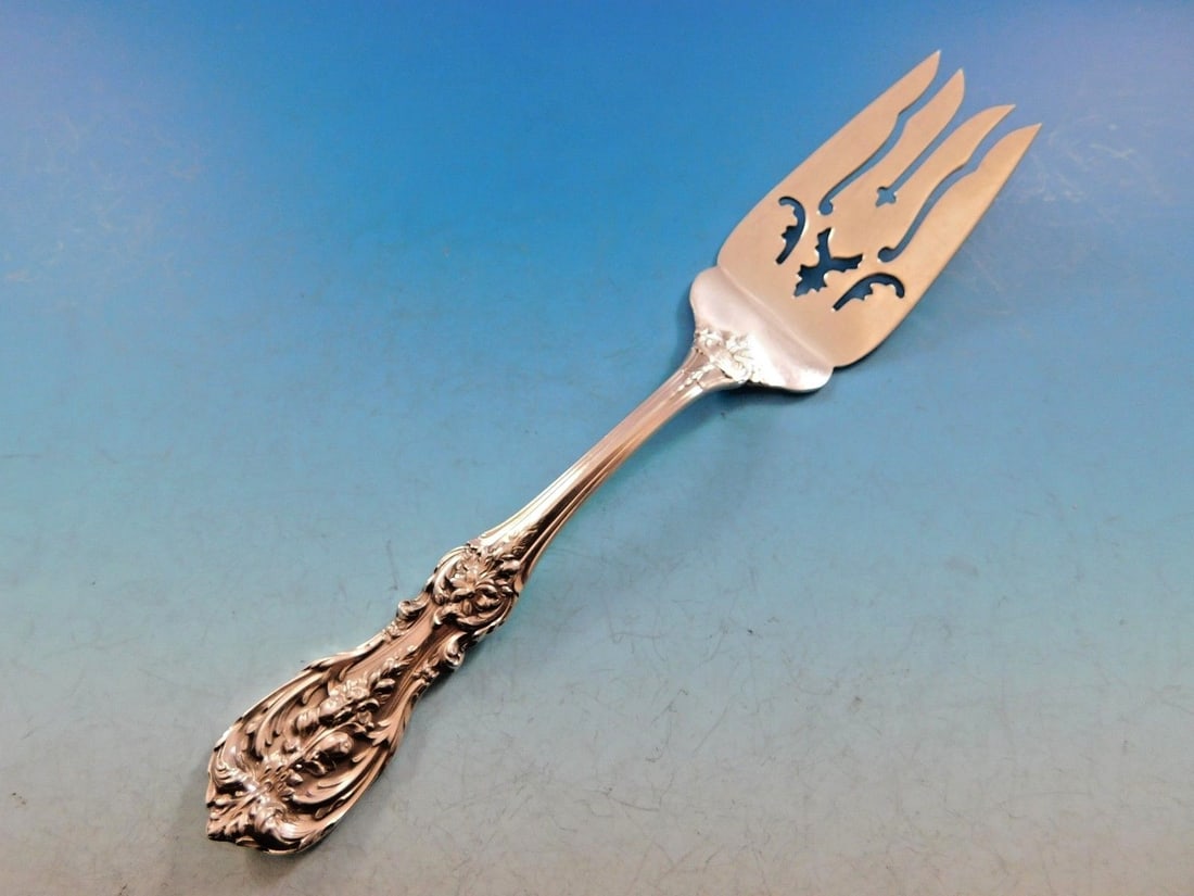 Sterling Silver Pierced Cold Meat Fork Francis I Pattern by Reed & Barton 8 Inch: Sterling Silver Pierced Cold Meat Fork Francis I Pattern by Reed & Barton 8 Inch This is a Reed & Barton Francis I pattern sterling silver cold meat fork, featuring a pierced design. The fork measures