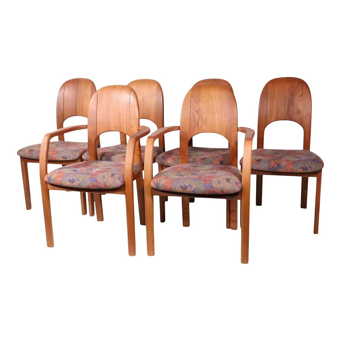 Set of 6 Teak Dining Chairs Holstebro Mobelfabrik Danish Modern 1970s: Set of 6 Teak Dining Chairs Holstebro Mobelfabrik Danish Modern 1970s This set includes six Danish Mid Century Modern dining chairs by Holstebro Mobelfabrik A/S, crafted in the 1970s. Constructed from