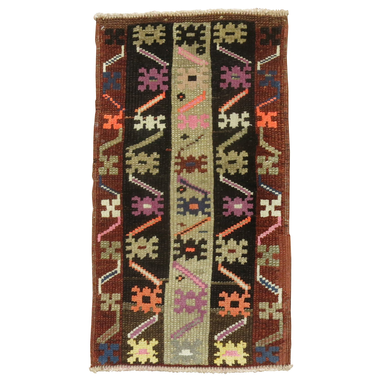 Unique Vintage Turkish Konya Rug Mid-Century Modern Wool 18x31: Unique Vintage Turkish Konya Rug Mid-Century Modern Wool 18x31 Discover the exquisite beauty of the Zabihi Collection Turkish Konya Mat, a stunning piece that embodies the charm of Mid-Century Modern 