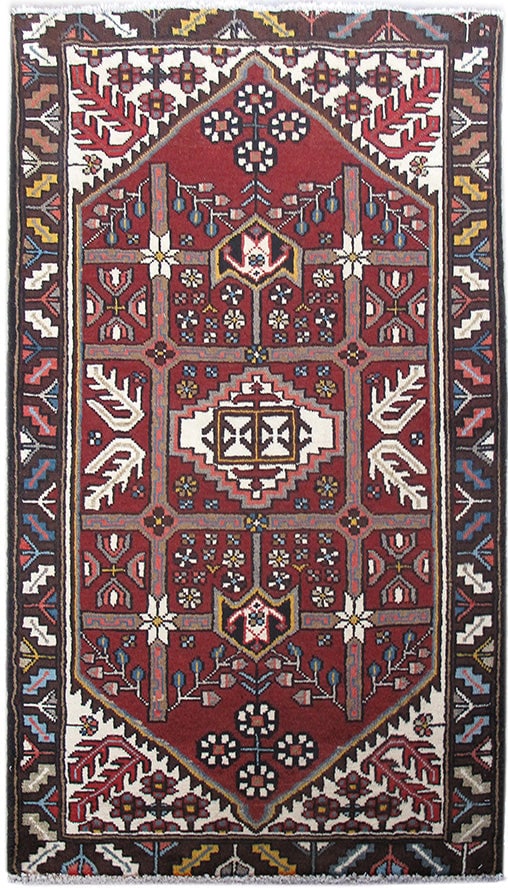 Handcrafted 2'10 x 4'3 Red Persian Hamadan Wool Area Rug: Handcrafted 2'10 x 4'3 Red Persian Hamadan Wool Area Rug Free continental US Shipping Experience the elegance of traditional Persian craftsmanship with this stunning 2' 10" x 4' 3" Red Persian Hamadan