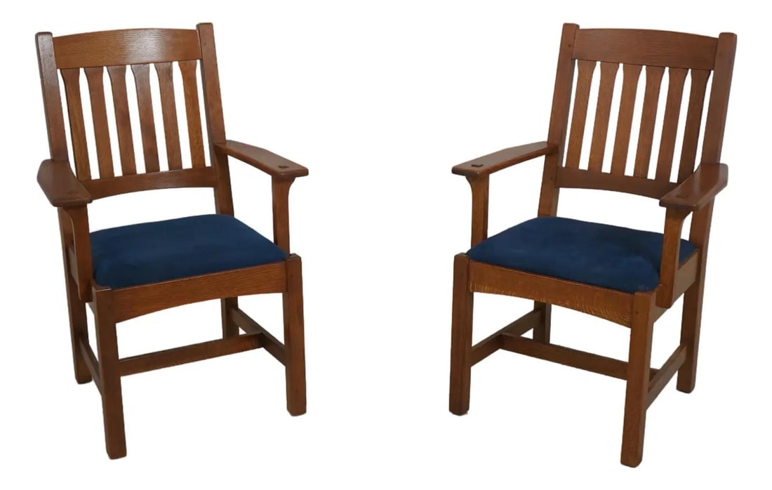 Pair of Stickley Mission Oak Arts & Crafts Armchairs C.1996: Pair of Stickley Mission Oak Arts & Crafts Armchairs C.1996 This exquisite pair of Stickley Mission Oak Arts & Crafts armchairs, crafted around 1996, showcases high-quality construction and a classic 