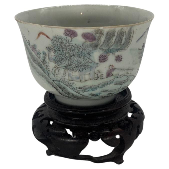 Antique Chinese Famille Rose Porcelain Story Bowl Hongxian Mark 1915: Antique Chinese Famille Rose Porcelain Story Bowl Hongxian Mark 1915 This exquisite antique Chinese Famille Rose porcelain story bowl features the distinguished Hongxian mark, dating back to circa 191