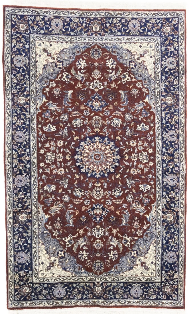 Indian Hand-Knotted Wool Area Rug Red Floral Pattern 3'2 x 5'1: Indian Hand-Knotted Wool Area Rug Red Floral Pattern 3'2 x 5'1 This hand-knotted Oriental rug features a floral pattern in a classic design, ideal for adding an elegant touch to entryways or small spa