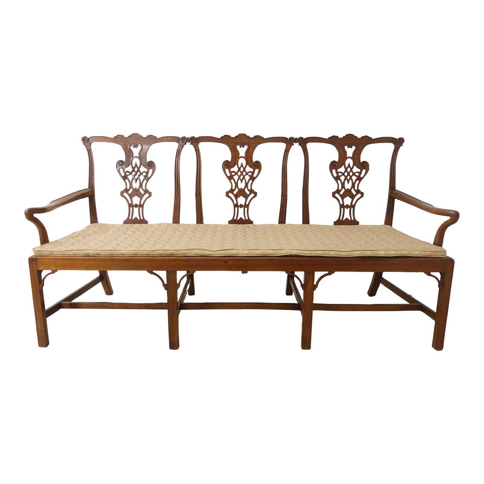 1820s Antique Chippendale Walnut Settee Bench Triple Back Design: 1820s Antique Chippendale Walnut Settee Bench Triple Back Design This exquisite Antique Chippendale Triple Back Walnut Settee Bench, dating back to the 1820s, showcases fine carved details with high-q