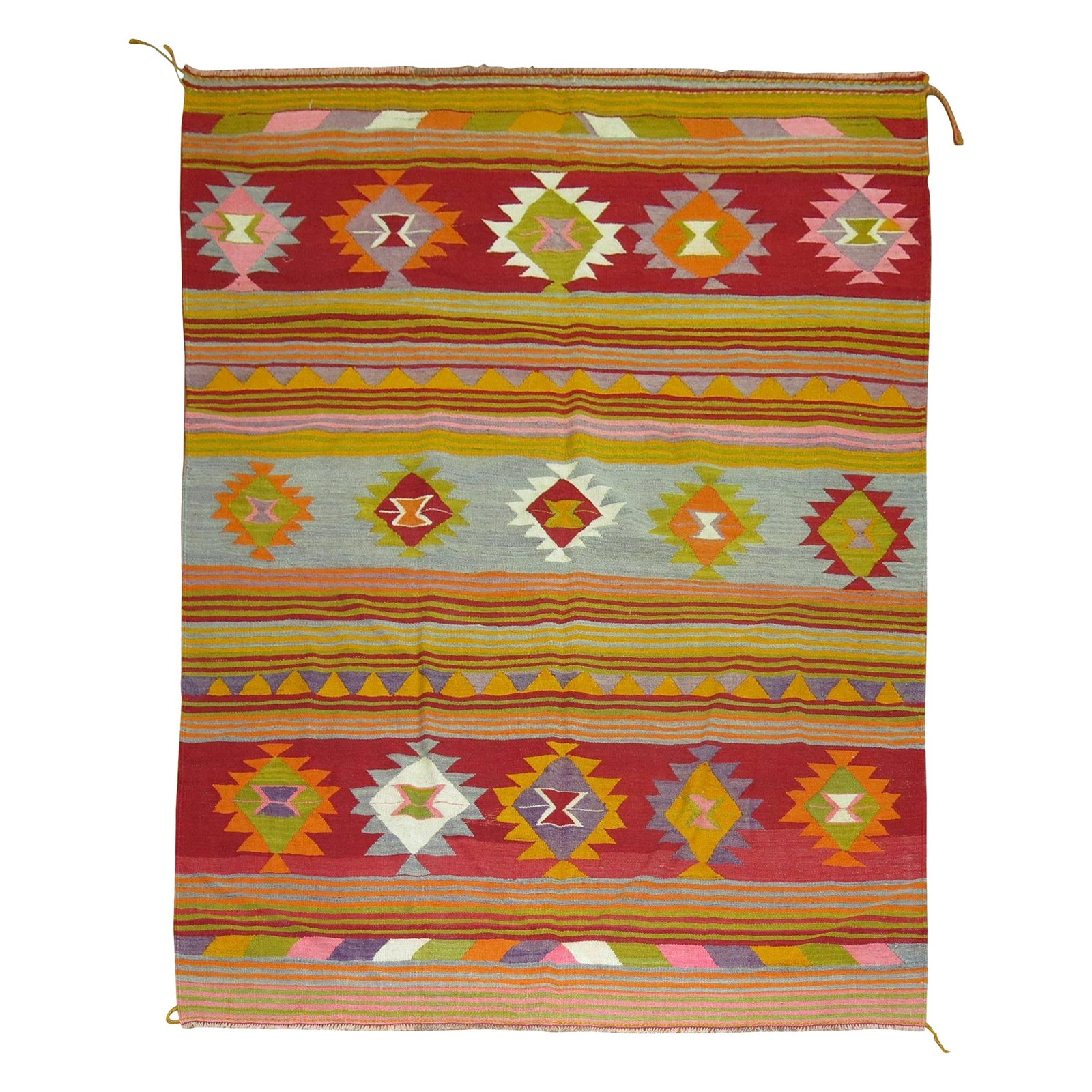 Mid-20th Century Turkish Kilim Rug Bohemian Style Zabihi Collection: Mid-20th Century Turkish Kilim Rug Bohemian Style Zabihi Collection This stunning mid-20th century Turkish Kilim from the Zabihi Collection is a one-of-a-kind piece that embodies the charm of Bohemian