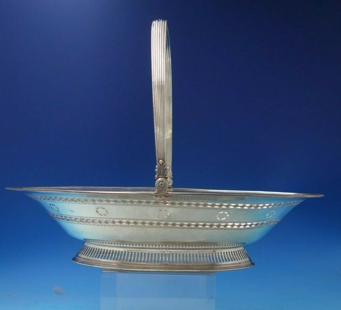 Georgian Silverplate Basket with Handle and Swans 14 x 9.75 (1 of 9)