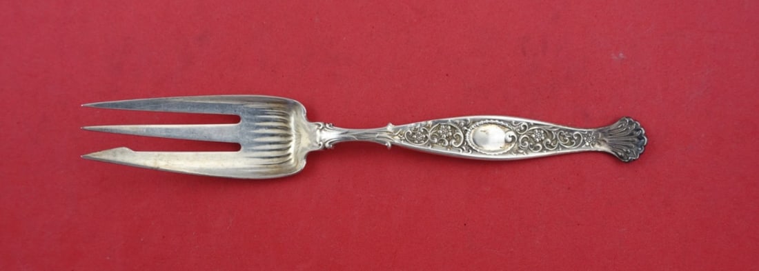 Whiting Hyperion Sterling Silver 3-Tine Pastry Fork 6 1/4": Whiting Hyperion Sterling Silver 3-Tine Pastry Fork 6 1/4" Introducing the Hyperion pastry fork by Whiting, crafted from high-quality sterling silver. This elegant 3-tine serving fork measures 6 1/4 i