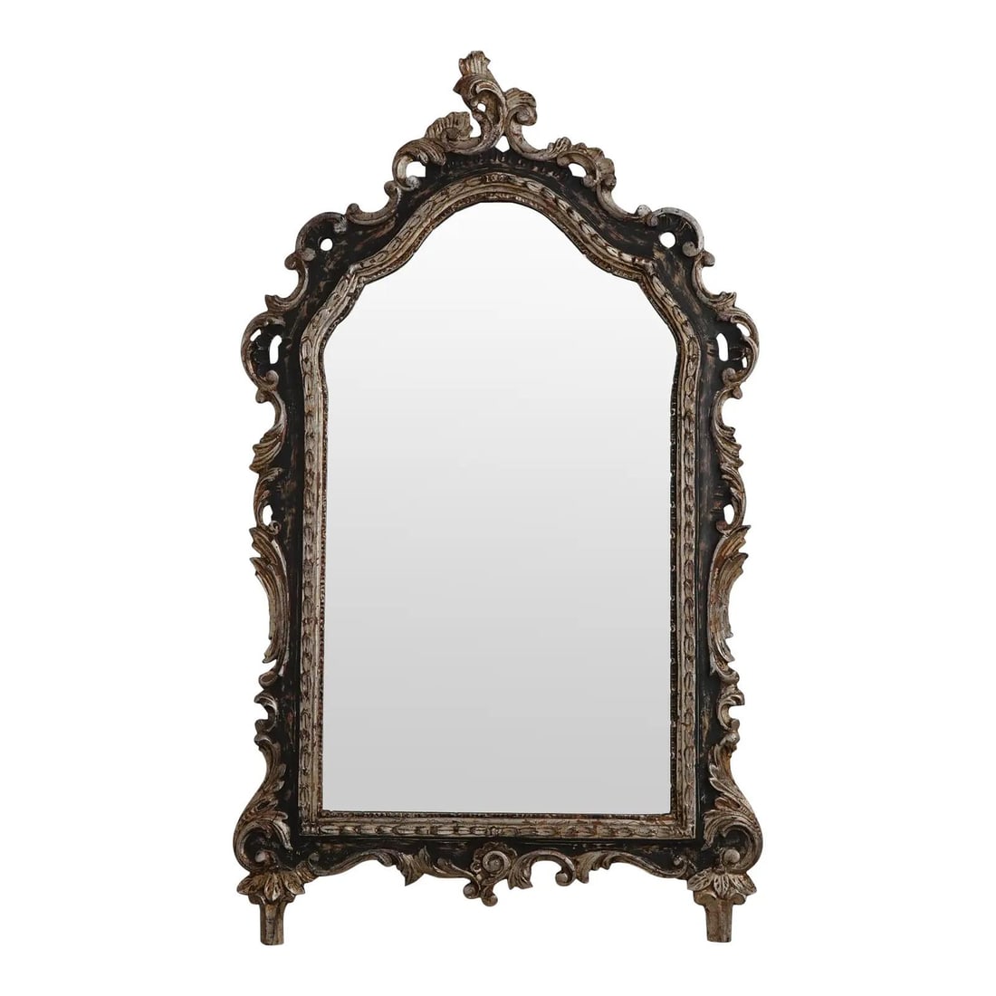Vintage Italian Giltwood Mirror Silver Black Finish 30.5x52: Vintage Italian Giltwood Mirror Silver Black Finish 30.5x52 This Vintage Italian Mirror showcases a striking combination of distressed silver and black giltwood. With fine carved details and quality c