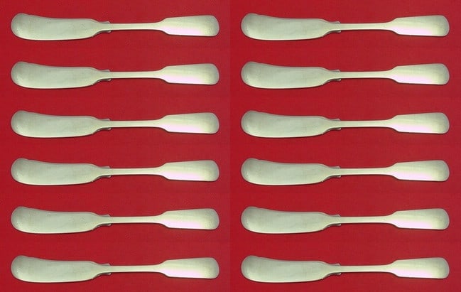 Gorham Old English Tipt Sterling Silver Butter Spreader Set 12pcs: Gorham Old English Tipt Sterling Silver Butter Spreader Set 12pcs This exquisite 12-piece set of butter spreaders features the classic Old English Tipt pattern by Gorham, crafted from high-quality ste
