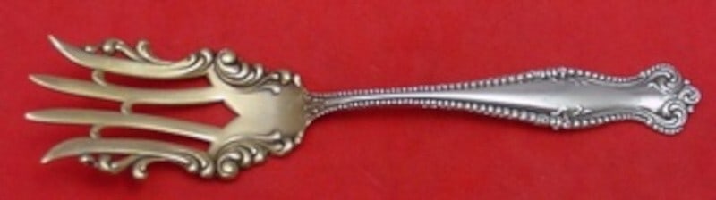 Towle Canterbury Sterling Silver Beef Fork Gold Wash 6 3/8": Towle Canterbury Sterling Silver Beef Fork Gold Wash 6 3/8" This exquisite serving fork is part of the Canterbury pattern by Towle, crafted from high-quality sterling silver (.925) and features a luxu
