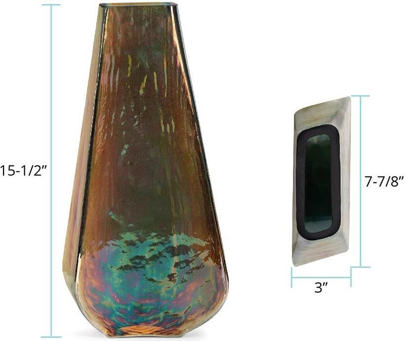 Howard Elliott Ragnar Triangular Vase Iridescent Finish 15.5: Howard Elliott Ragnar Triangular Vase Iridescent Finish 15.5 Introducing the Howard Elliott Ragnar Vase, a beautifully designed triangular vase that adds a touch of elegance to any space. This exquisi