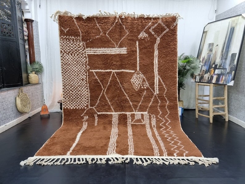 Authentic Moroccan Berber Rug 9.84 x 6.56 Feet 100% Sheep Wool: Authentic Moroccan Berber Rug 9.84 x 6.56 Feet 100% Sheep Wool Discover the charm of this authentic handmade Moroccan Berber Rug, crafted by skilled tribal Berber weavers from the Middle Atlas Mountai