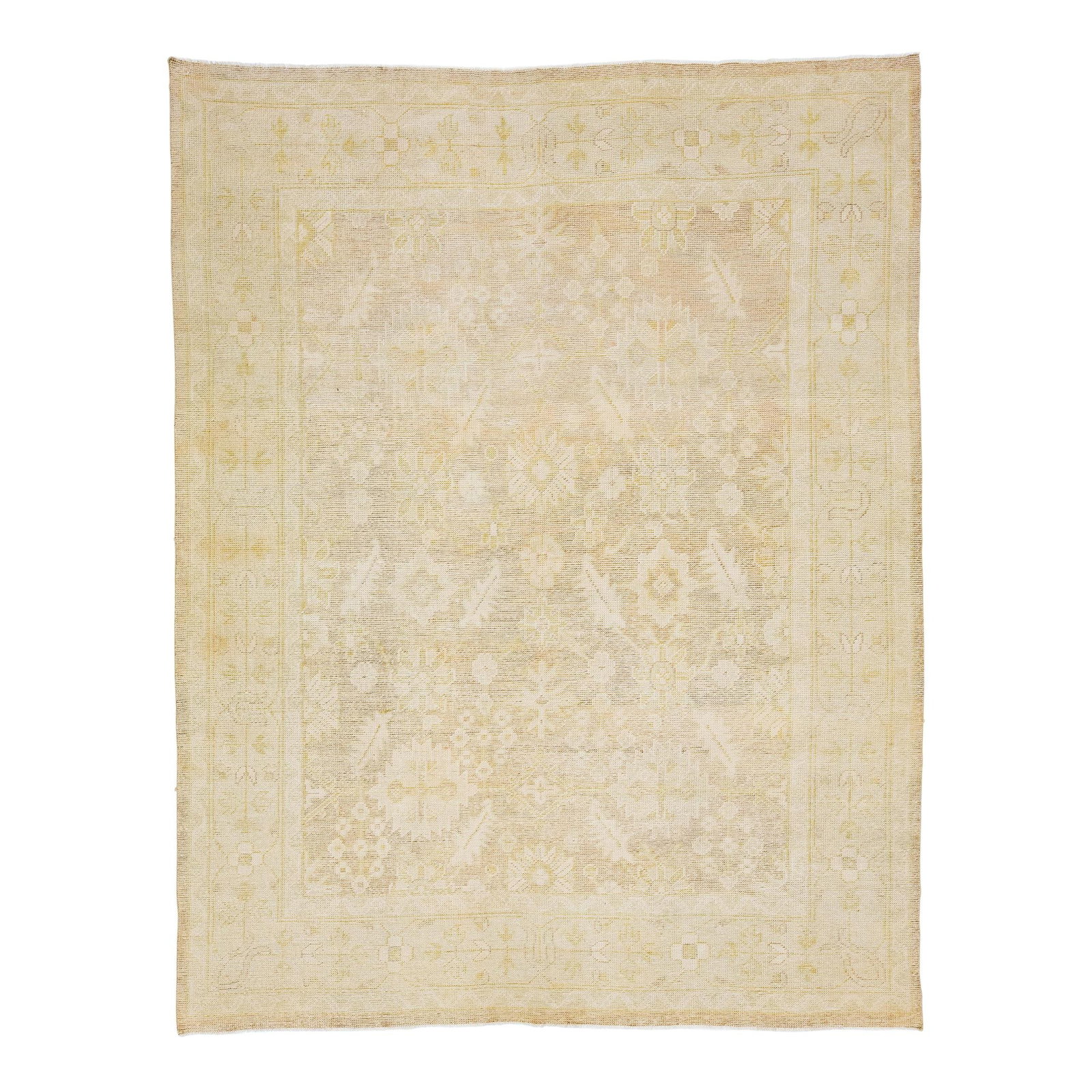 Turkish Antique Oushak Wool Rug 9' x 12' Beige Floral Handmade: Turkish Antique Oushak Wool Rug 9' x 12' Beige Floral Handmade This exquisite Turkish antique style Oushak wool rug showcases a beautiful beige base, meticulously hand-knotted to ensure exceptional qu