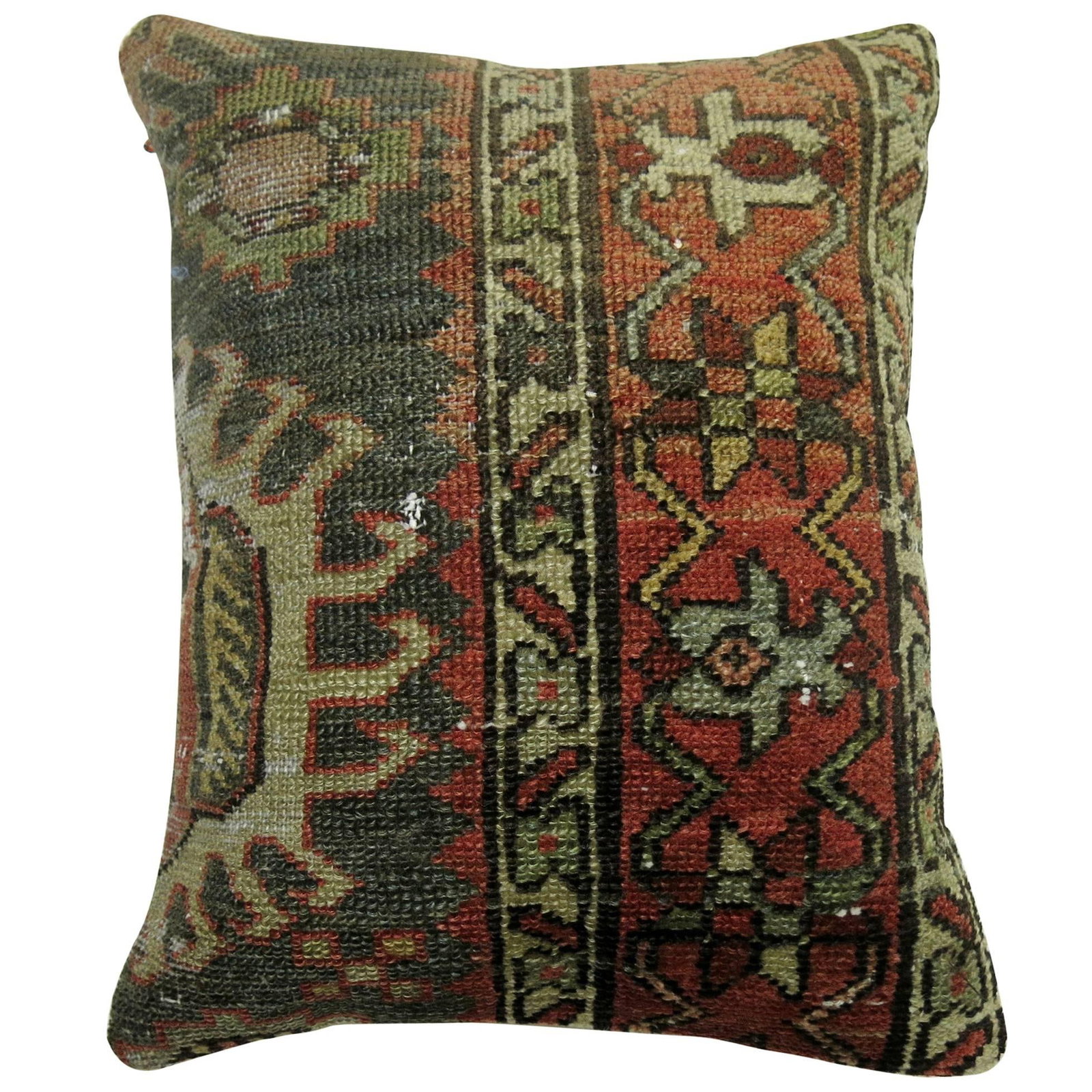 Vintage Persian Heriz Serapi Rug Pillow 14x18 Cotton Wool: Vintage Persian Heriz Serapi Rug Pillow 14x18 Cotton Wool This exquisite pillow is crafted from a vintage Persian Heriz rug, showcasing the rich artistry and intricate patterns typical of the Serapi s
