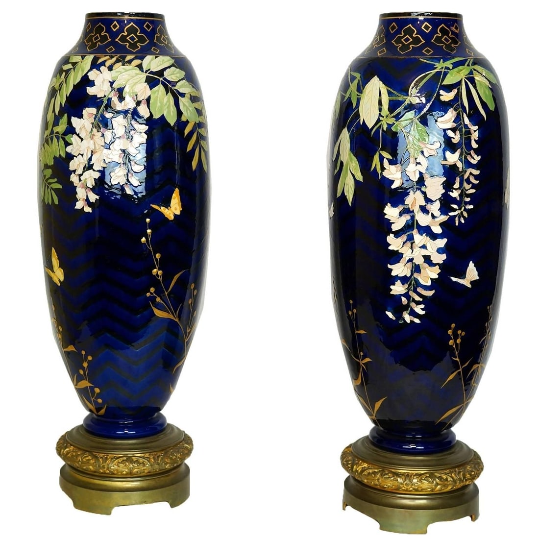 Set of 2 Antique Cobalt Porcelain Vases with Bronze and Wisteria Motifs: Set of 2 Antique Cobalt Porcelain Vases with Bronze and Wisteria Motifs This is a pair of large antique Aesthetic period porcelain vases from France, featuring cobalt blue glazed surfaces adorned with