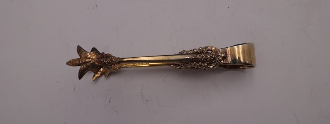 Wallace Grande Baroque Gold Sterling Silver Sugar Tong 4 1/4 Vermeil (1 of 2)