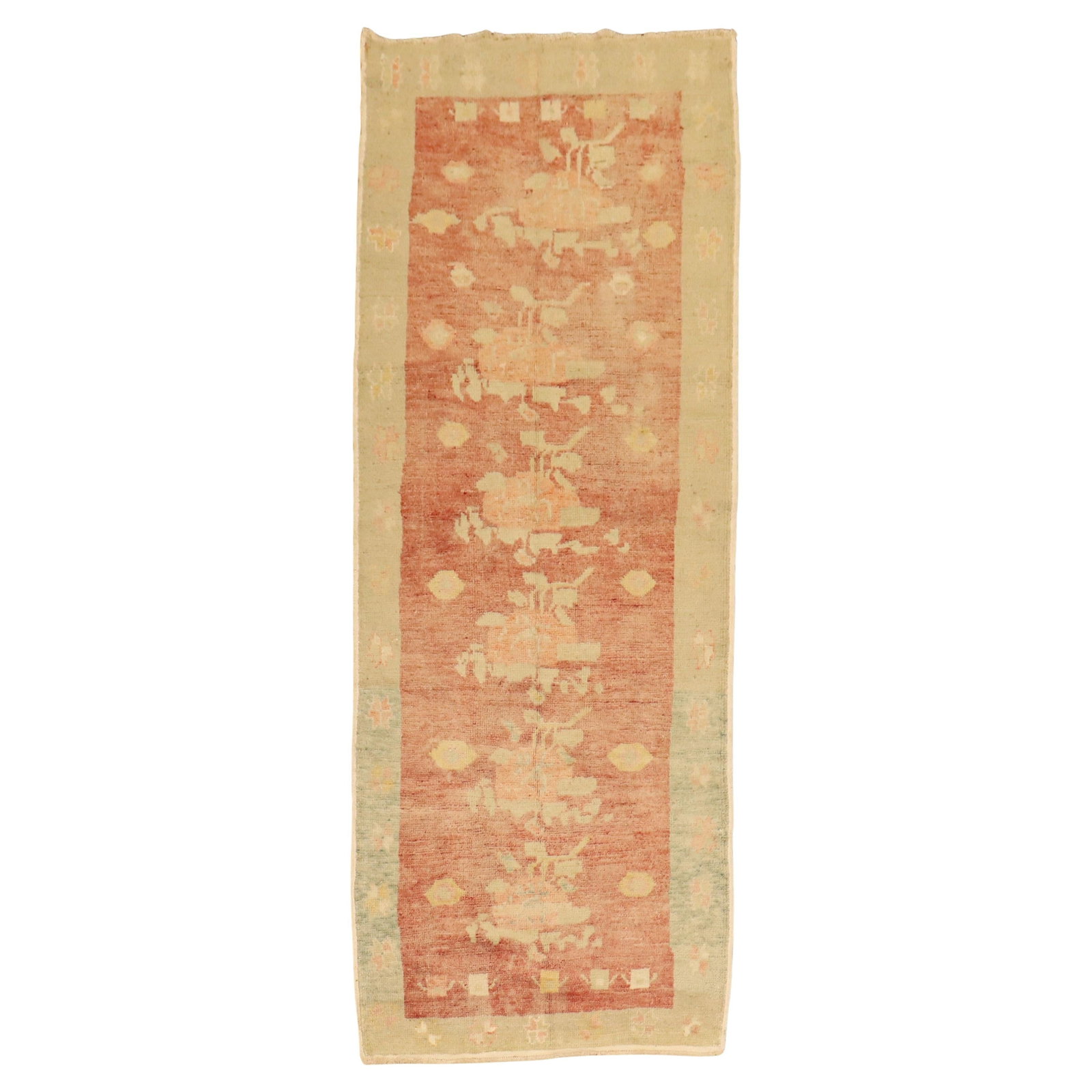 Mid-Century Modern Turkish Floral Wool Runner 3' x 7'6" Hand-Woven: Mid-Century Modern Turkish Floral Wool Runner 3' x 7'6" Hand-Woven Discover the elegance of this vintage Turkish floral runner, a stunning piece that embodies the essence of Mid-Century Modern design.