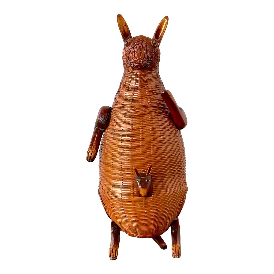 Woven Reed Kangaroo Basket with Lid and Joey (1 of 10)