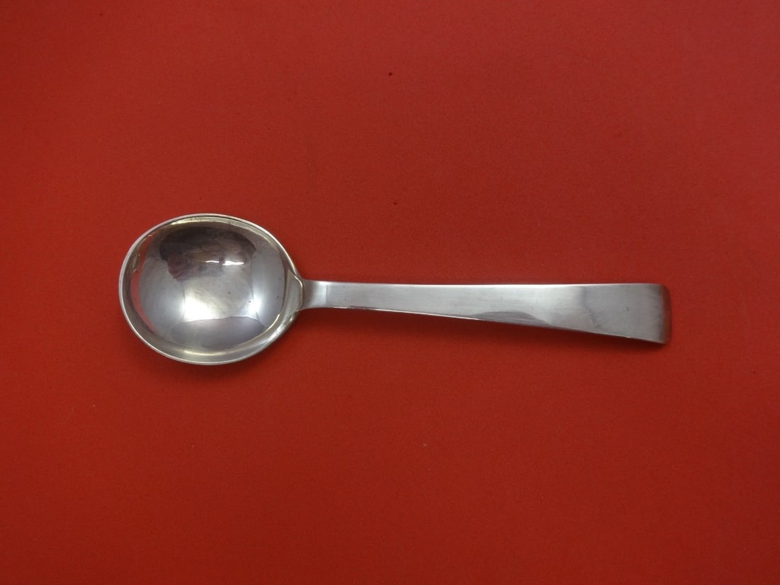 Porter Blanchard Aurora Sterling Silver Cream Soup Spoon 6": Porter Blanchard Aurora Sterling Silver Cream Soup Spoon 6" Introducing the exquisite Aurora Cream Soup Spoon, crafted by Porter Blanchard. This elegant spoon measures 6 inches and is made from high-q