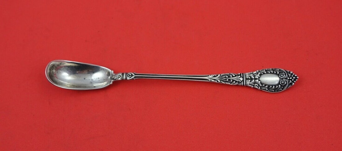 Knowles Roman Sterling Silver Horseradish Scoop 6.5 inch (1 of 2)