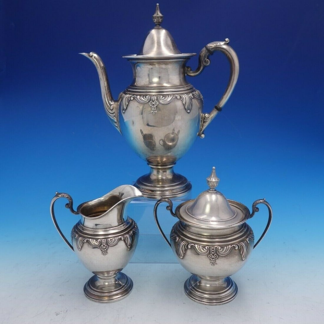 Wallace Stradivari 3 Piece Sterling Silver Coffee Set 6350: Wallace Stradivari 3 Piece Sterling Silver Coffee Set 6350 Presenting the exquisite Stradivari by Wallace 3 Piece Sterling Silver Coffee Set, a stunning addition to any collection. This elegant set fe