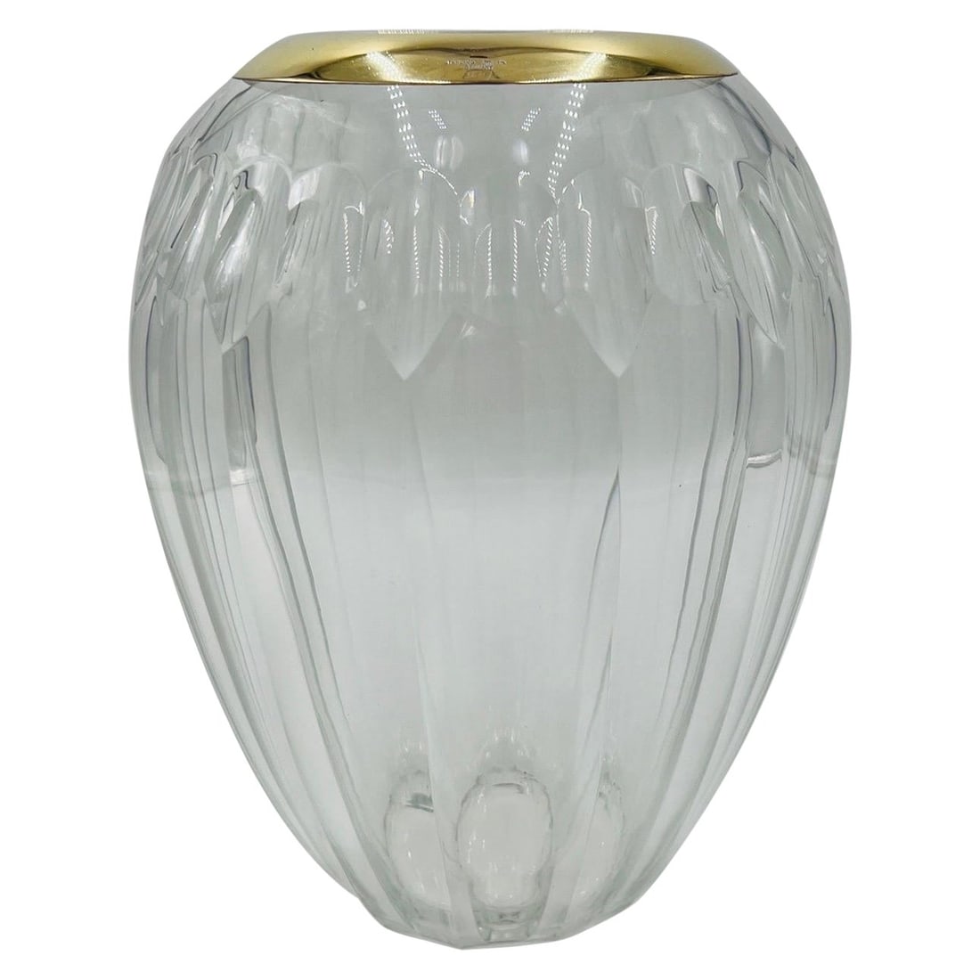 Tiffany & Company Vermeil Sterling Silver Cut Crystal Vase 12.125": Tiffany & Company Vermeil Sterling Silver Cut Crystal Vase 12.125" Experience the elegance of this Tiffany & Company centerpiece vase, expertly crafted from luxurious cut crystal and adorned with a ve