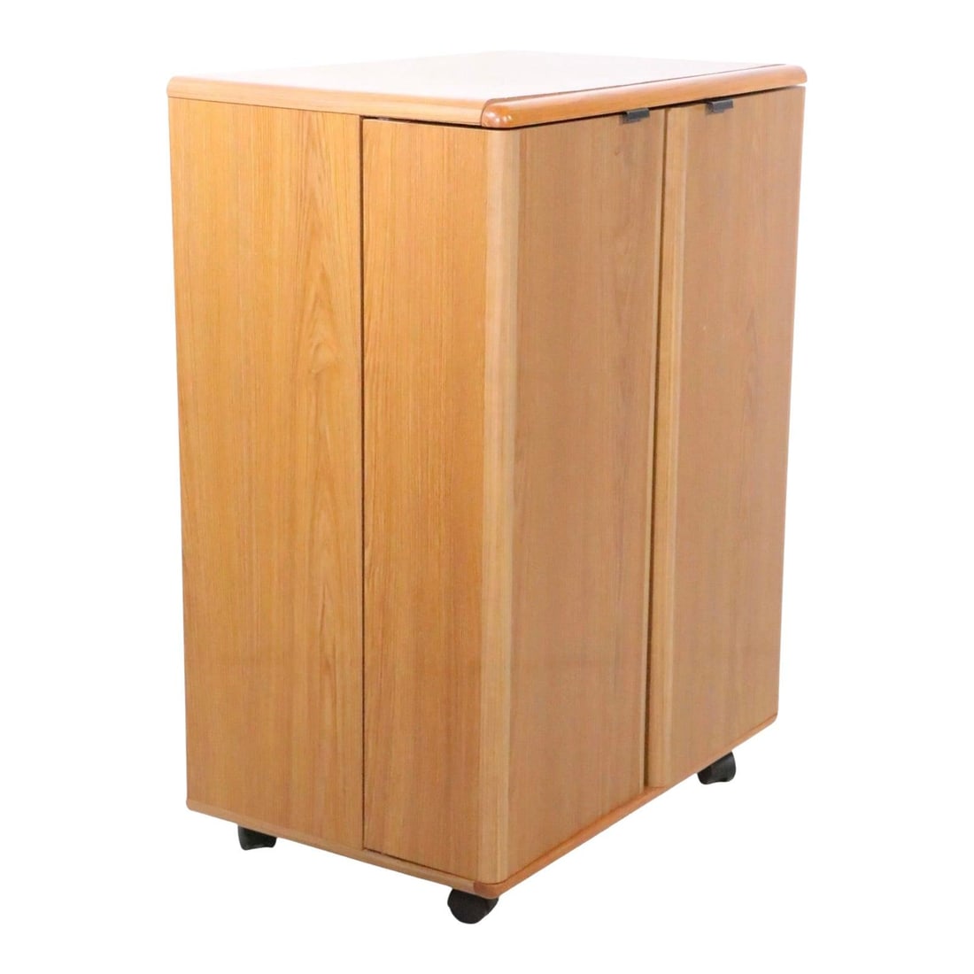 Oak Veneer Two Door Dry Bar Cabinet From 1970s or 1980s: Oak Veneer Two Door Dry Bar Cabinet From 1970s or 1980s This vintage cabinet dry bar from the 1970s or 1980s features a stylish two-door design crafted in oak veneer with metal accents. The piece is b