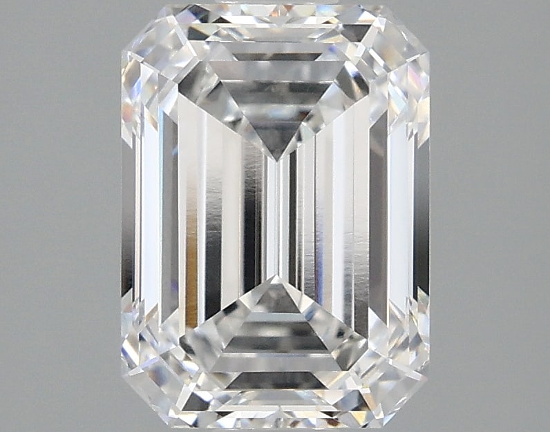 Loose Diamond - EMERALD 2.09ct E VVS2: Loose Diamond - EMERALD 2.09ct E VVS2 Source: This is a real non-mined Diamond that has been grown in a lab Shape: EMERALD Carats: 2.09 Color: E Clarity: VVS2 Certification: IGI Condition: Pre-Owned P