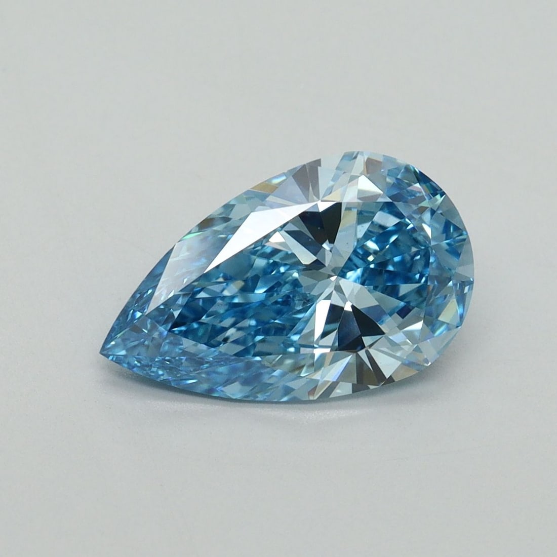 Loose Diamond - PEAR 2.04ct Fancy Vivid Blue VS1: Loose Diamond - PEAR 2.04ct Fancy Vivid Blue VS1 Source: This is a real non-mined Diamond that has been grown in a lab Shape: PEAR Carats: 2.04 Color: Fancy Vivid Blue Certification: IGI Video: Video