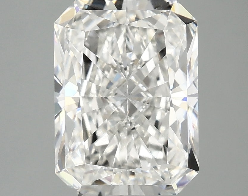 Loose Diamond - RADIANT 3.03ct F VS2: Loose Diamond - RADIANT 3.03ct F VS2 Source: This is a real non-mined Diamond that has been grown in a lab Shape: RADIANT Carats: 3.03 Color: F Clarity: VS2 Certification: IGI Condition: Pre-Owned PLE