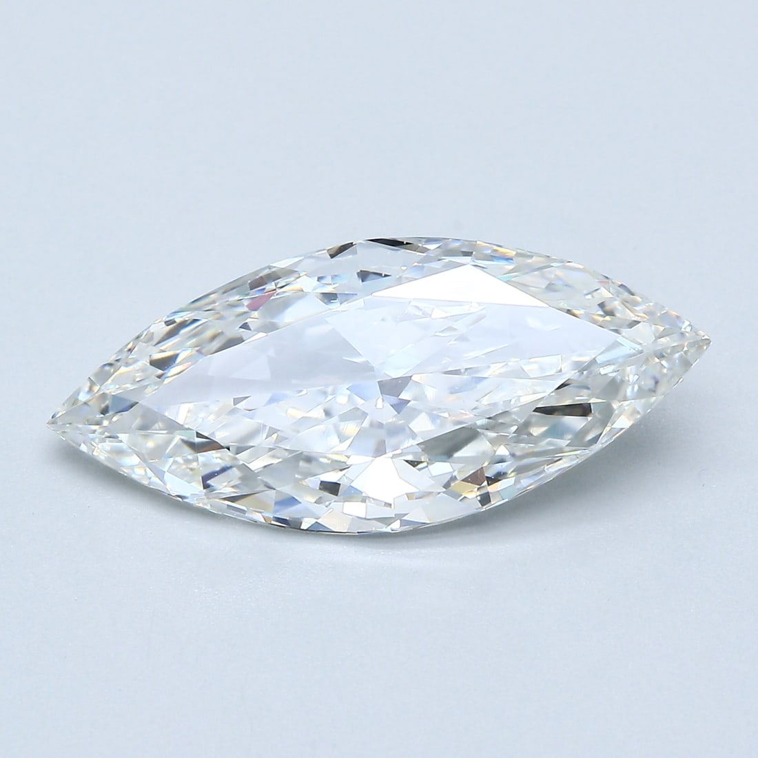 Loose Diamond - MARQUISE 4.02ct H VS2: Loose Diamond - MARQUISE 4.02ct H VS2 Source: Natural Mined Diamond Shape: MARQUISE Carats: 4.02 Color: H Clarity: VS2 Certification: GIA Condition: Pre-Owned PLEASE NOTE: Framed, Large, or heavy item