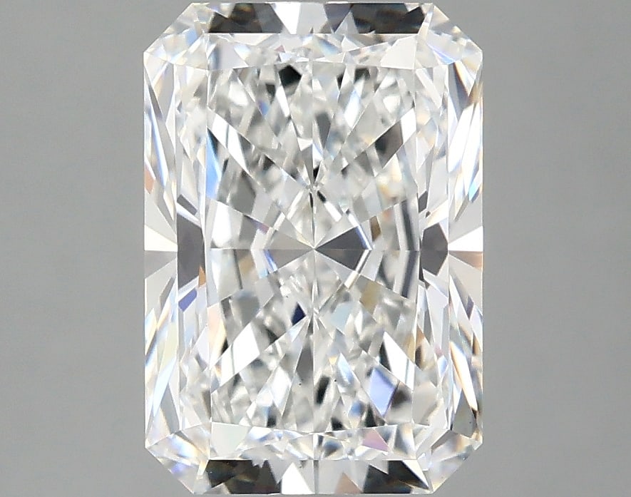 Loose Diamond - RADIANT 2.92ct D VS1: Loose Diamond - RADIANT 2.92ct D VS1 Source: This is a real non-mined Diamond that has been grown in a lab Shape: RADIANT Carats: 2.92 Color: D Clarity: VS1 Certification: IGI Condition: Pre-Owned PLE