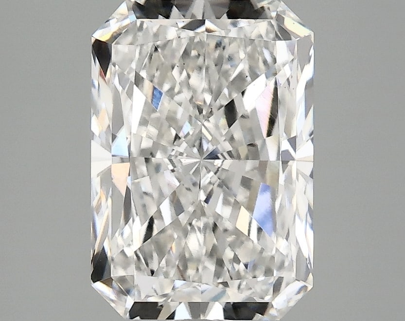 Loose Diamond - RADIANT 2.5ct F VS2: Loose Diamond - RADIANT 2.5ct F VS2 Source: This is a real non-mined Diamond that has been grown in a lab Shape: RADIANT Carats: 2.5 Color: F Clarity: VS2 Certification: IGI Condition: Pre-Owned