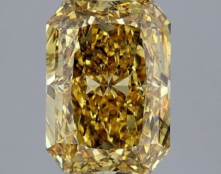 Loose Diamond - RADIANT 3.07ct Fancy Vivid Yellow SI1: Loose Diamond - RADIANT 3.07ct Fancy Vivid Yellow SI1 Source: This is a real non-mined Diamond that has been grown in a lab Shape: RADIANT Carats: 3.07 Color: Fancy Vivid Yellow Certification: IGI Vid