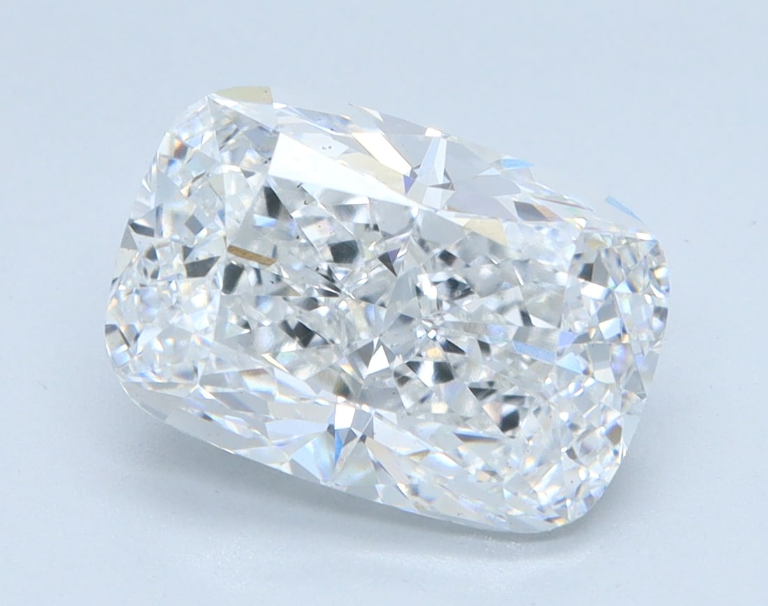 Loose Diamond - CUSHION 3.02ct D VS2: Loose Diamond - CUSHION 3.02ct D VS2 Source: This is a real non-mined Diamond that has been grown in a lab Shape: CUSHION Carats: 3.02 Color: D Clarity: VS2 Certification: IGI Condition: Pre-Owned PLE