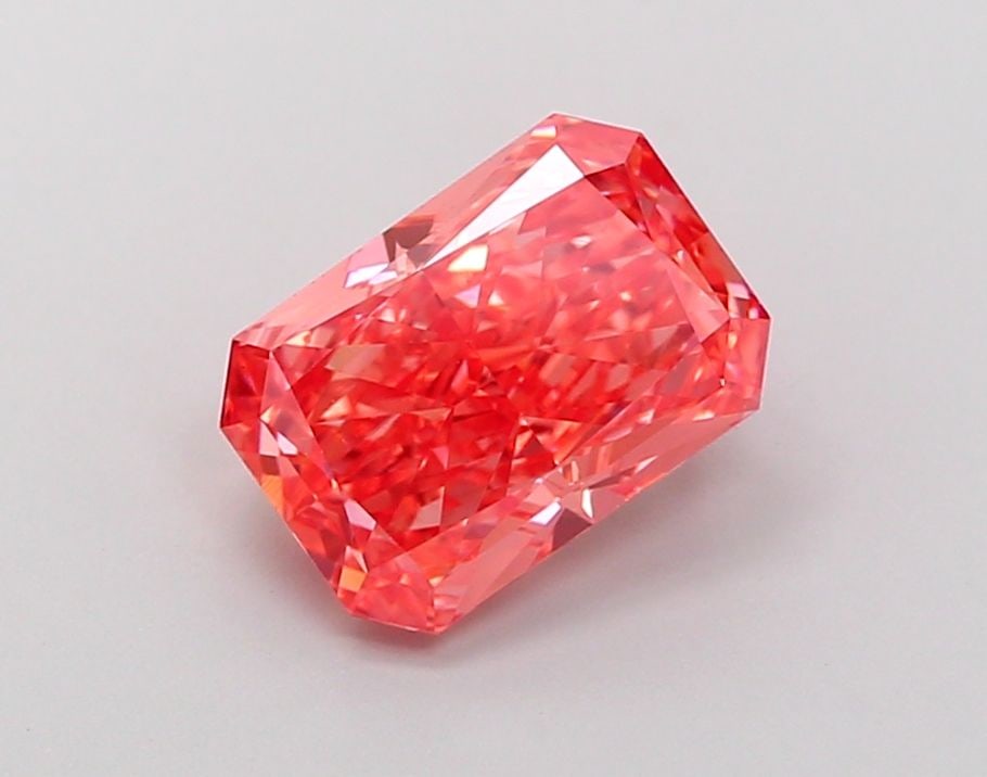 Loose Diamond - RADIANT 2.05ct Fancy Vivid Pink VS1: Loose Diamond - RADIANT 2.05ct Fancy Vivid Pink VS1 Source: This is a real non-mined Diamond that has been grown in a lab Shape: RADIANT Carats: 2.05 Color: Fancy Vivid Pink Certification: IGI Video: